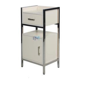 Mueble auxiliar blanco y plateado de madera con cajonera