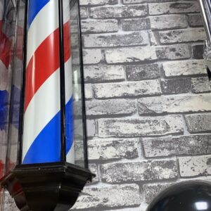 Pirulo para barbería en color negro con rayas